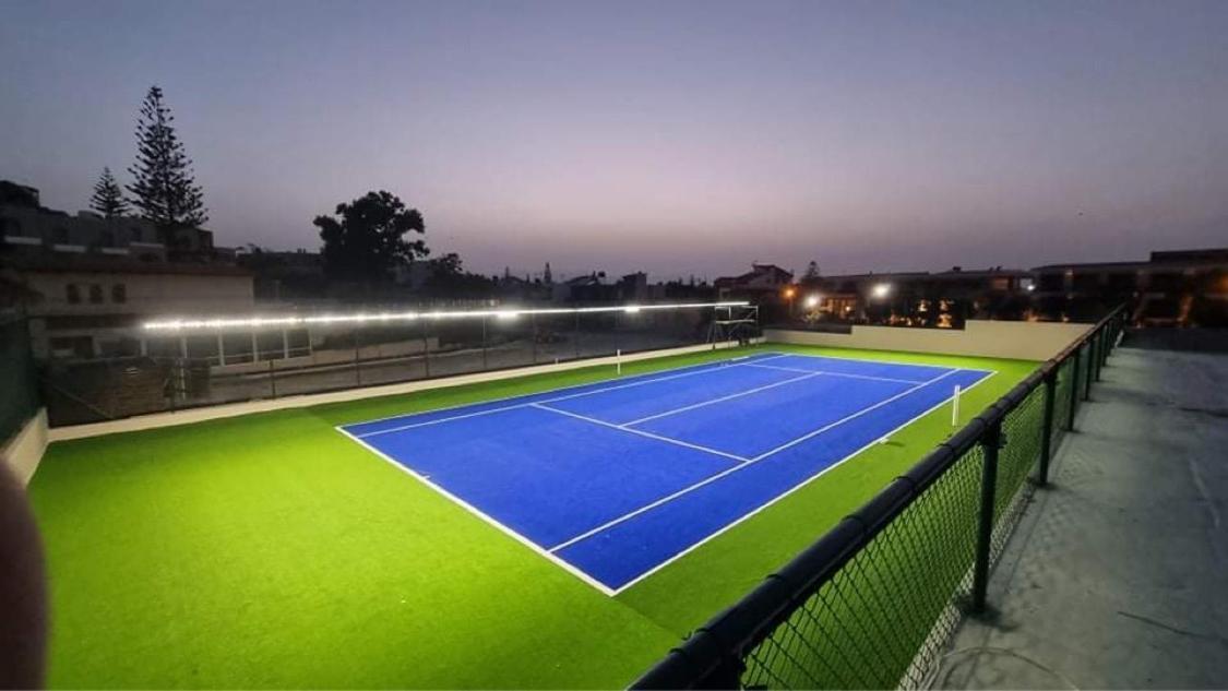 منتجع وسبا بورتو بلاتانياس بيتش Platanés المظهر الخارجي الصورة Tennis court at the club
