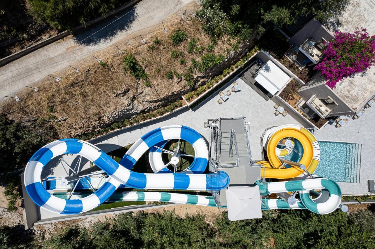 منتجع وسبا بورتو بلاتانياس بيتش Platanés المظهر الخارجي الصورة Aerial view of the water park