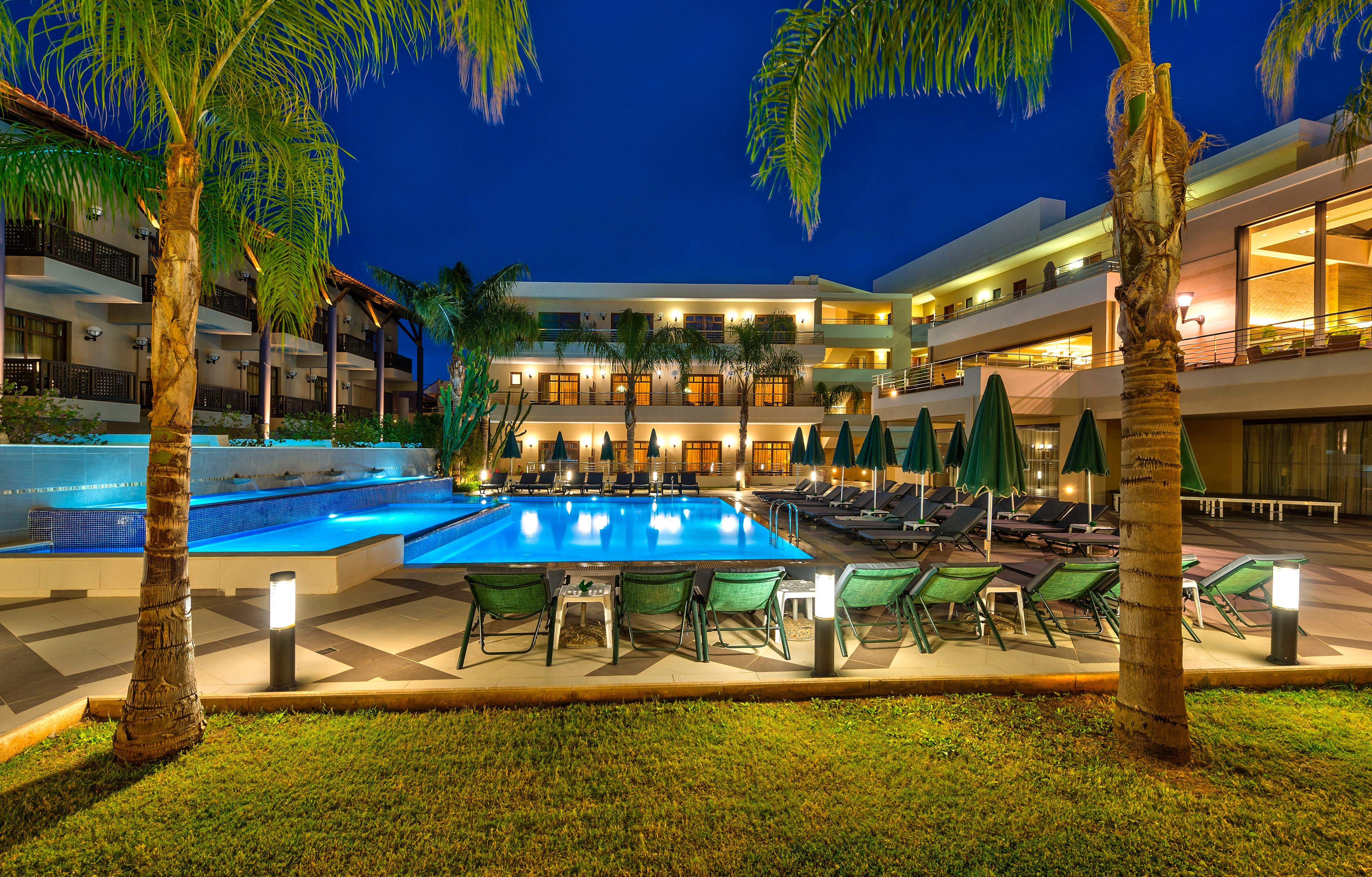 منتجع وسبا بورتو بلاتانياس بيتش Platanés المظهر الخارجي الصورة The Village Resort