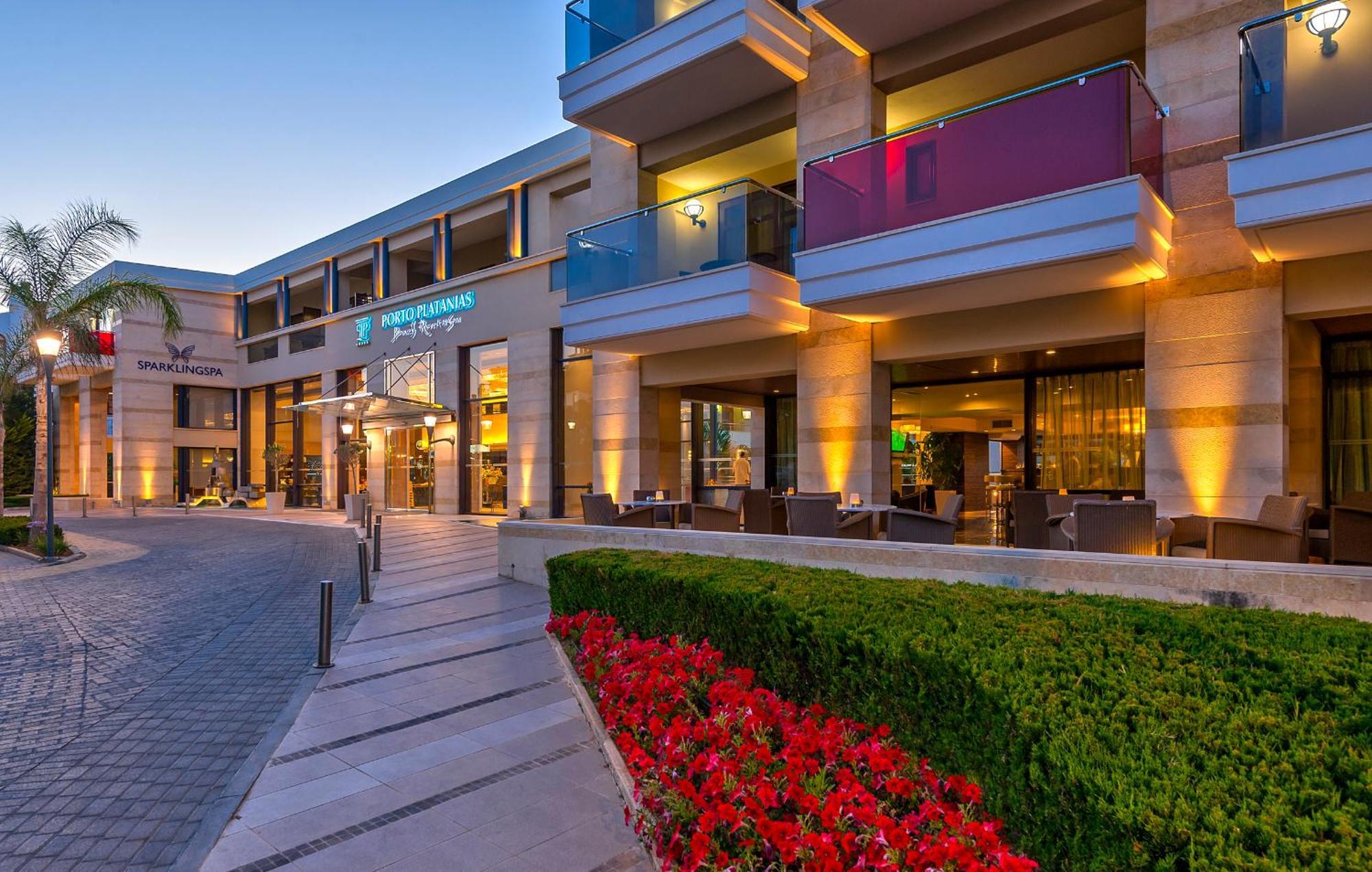 منتجع وسبا بورتو بلاتانياس بيتش Platanés المظهر الخارجي الصورة Hilton Athens